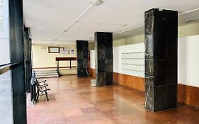 Bauhaus Flat In Amazing Location